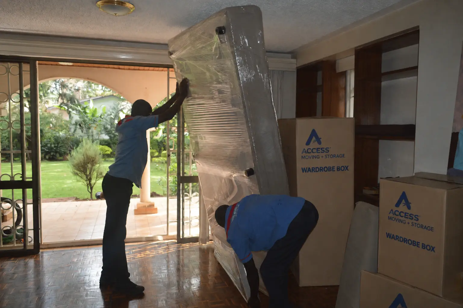 Professional Movers in Nairobi Kenya from Access Movers doing Unpacking Professional Movers in Nairobi Kenya from Access Movers doing Unpacking